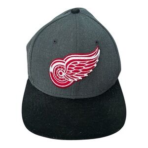 Detroit Red Wings Snapback Hat, NHL Hockey, New Era 9FIFTY, Wool Blend